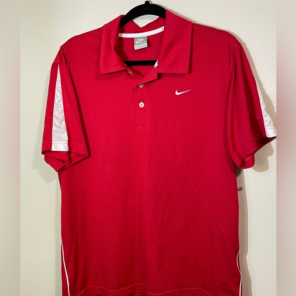Nike Polo Sportswear men’s Large short sleeve Shirt Red & White lightweight